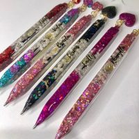 হ্যান্ডমেড রেজিন পেন | ইউনিক গ্লিটার ও ড্রাই ফ্লাওয়ার ডিজাইন | পার্সোনালাইজড গিফট