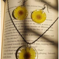 Costomize resin jewellery