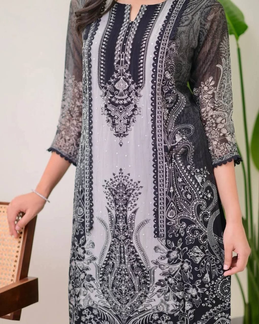 Premium Cotton Silk Digital Print Three Piece for Women | Elegant & Comfortable Outfit - Image 3