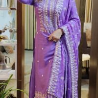 সেলোয়ার কামিজ